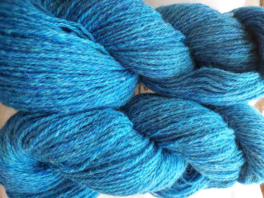 tropical sea colored leicester and merino yarn